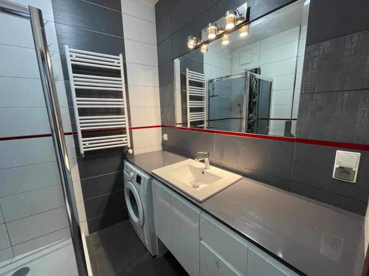 Gdynia Apartament 42 M Z Miejscem W Garazu Z Winda Blisko Centrum I Morza 外观 照片